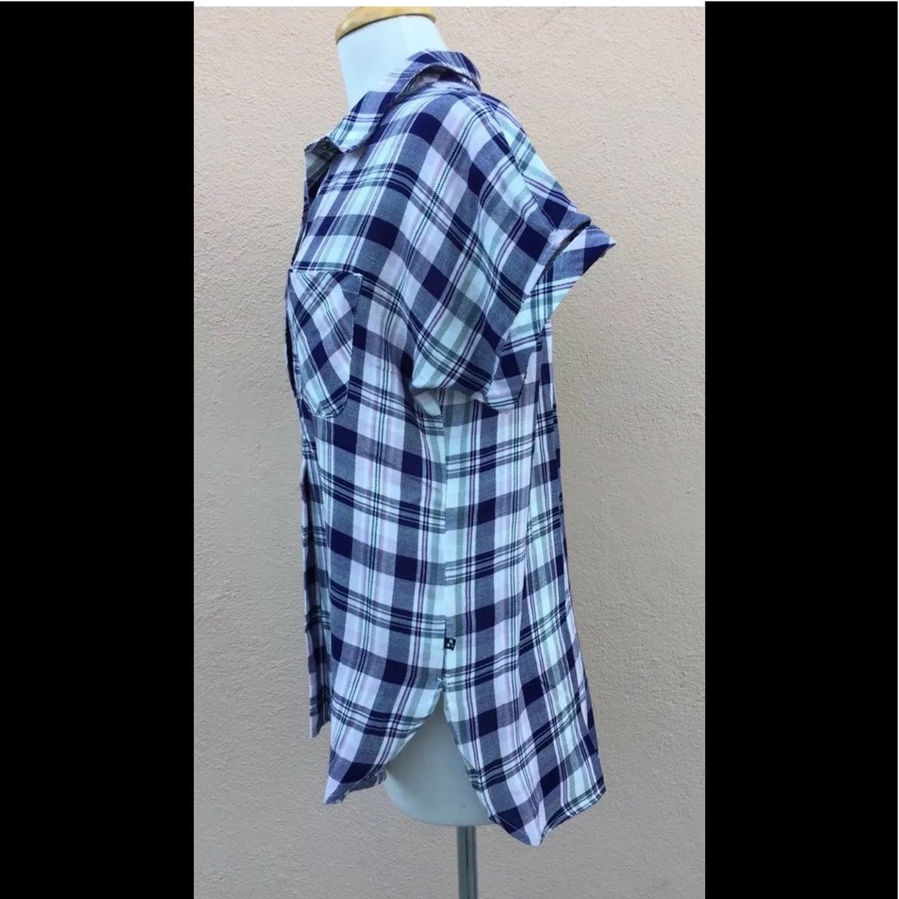 William Rast Plaid Button Down Short Sleeves Shir… - image 4
